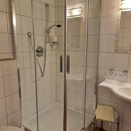 Gastehaus Sonnweber 미에밍