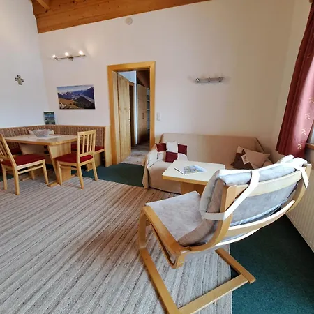 Gastehaus Sonnweber 게스트하우스